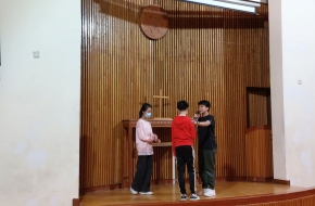 按下放大相片